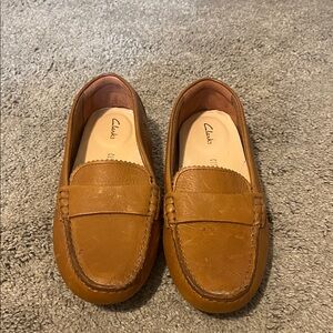 Clarks Women’s Tan Loafers